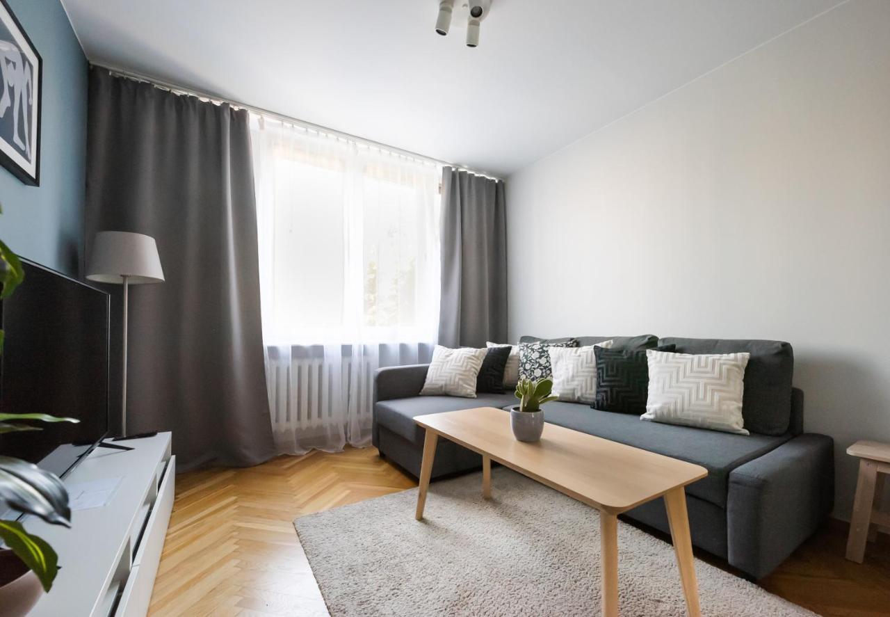 Nowogrodzka Grey Apartment Warsaw Exterior photo