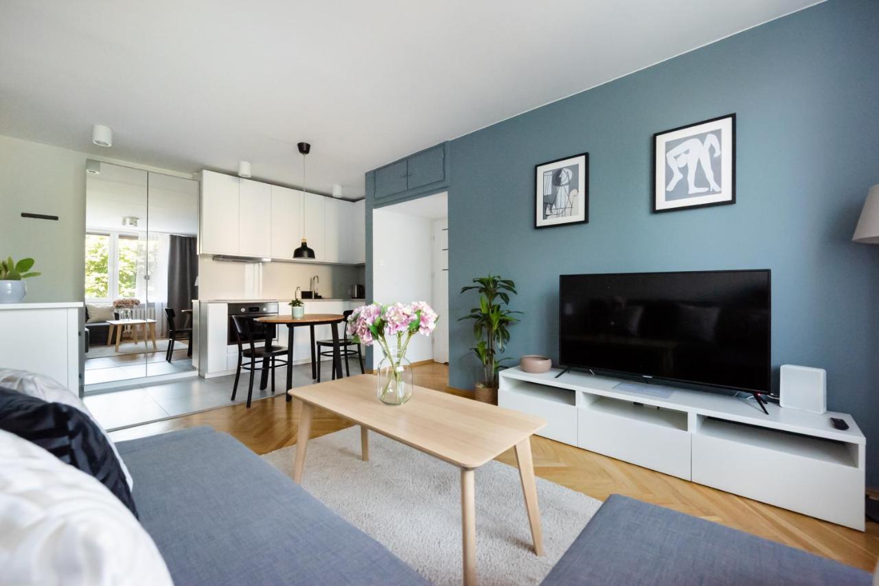 Nowogrodzka Grey Apartment Warsaw Exterior photo